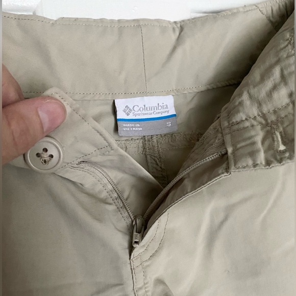 Columbia Women’s PFG Tan Outdoor Shorts Size Small - Picture 8 of 9